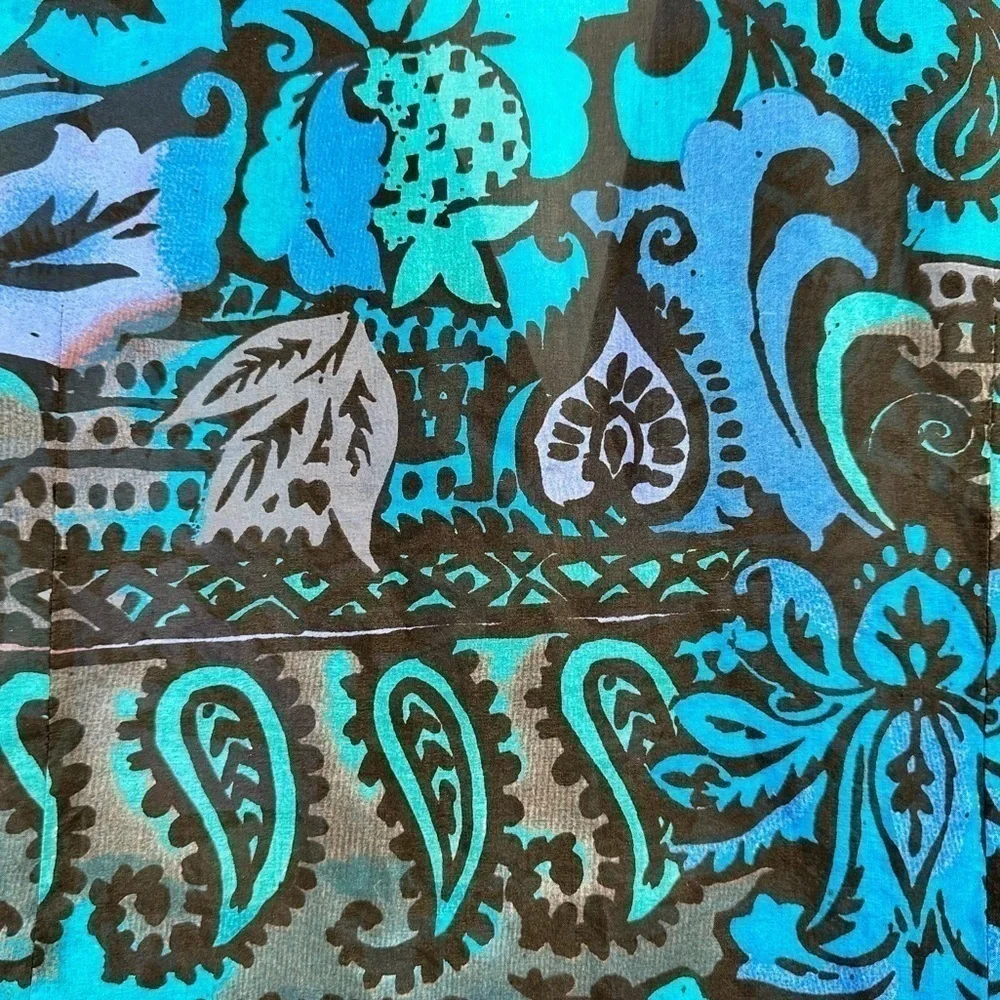 Chico’s 100% Silk Bright Blues & Black Print V Neck Button Up Sheer Size 0/Small